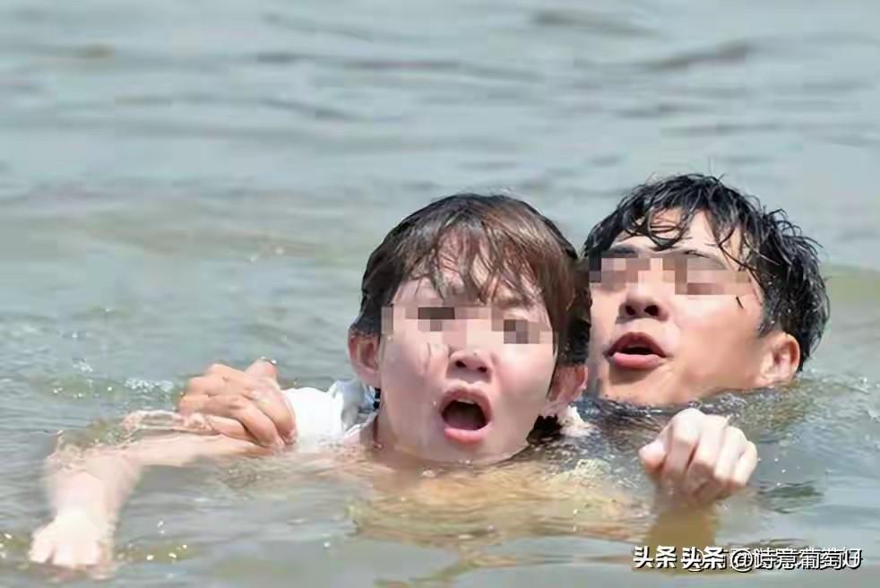 58岁的王汝生大叔，发着38度的高烧，居然纵身跳进了冰冷的河里救人！他那还不到1