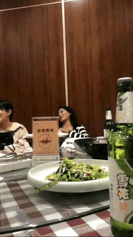 说实话
这样的女孩
正经男孩都不会喜欢😉