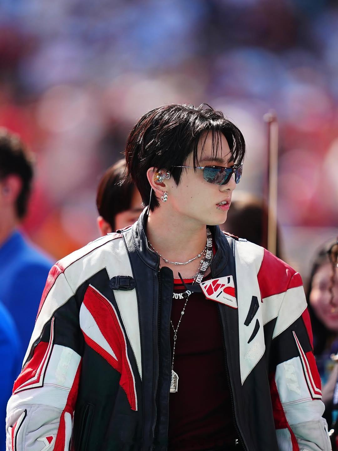 BTS金南俊、金硕珍、田柾国、金泰亨、闵玧其、郑号锡、朴智旻世界杯决赛中场秀新闻