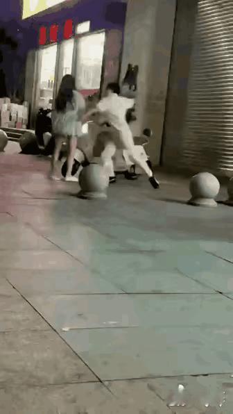 女孩子高估了在他心中的地位