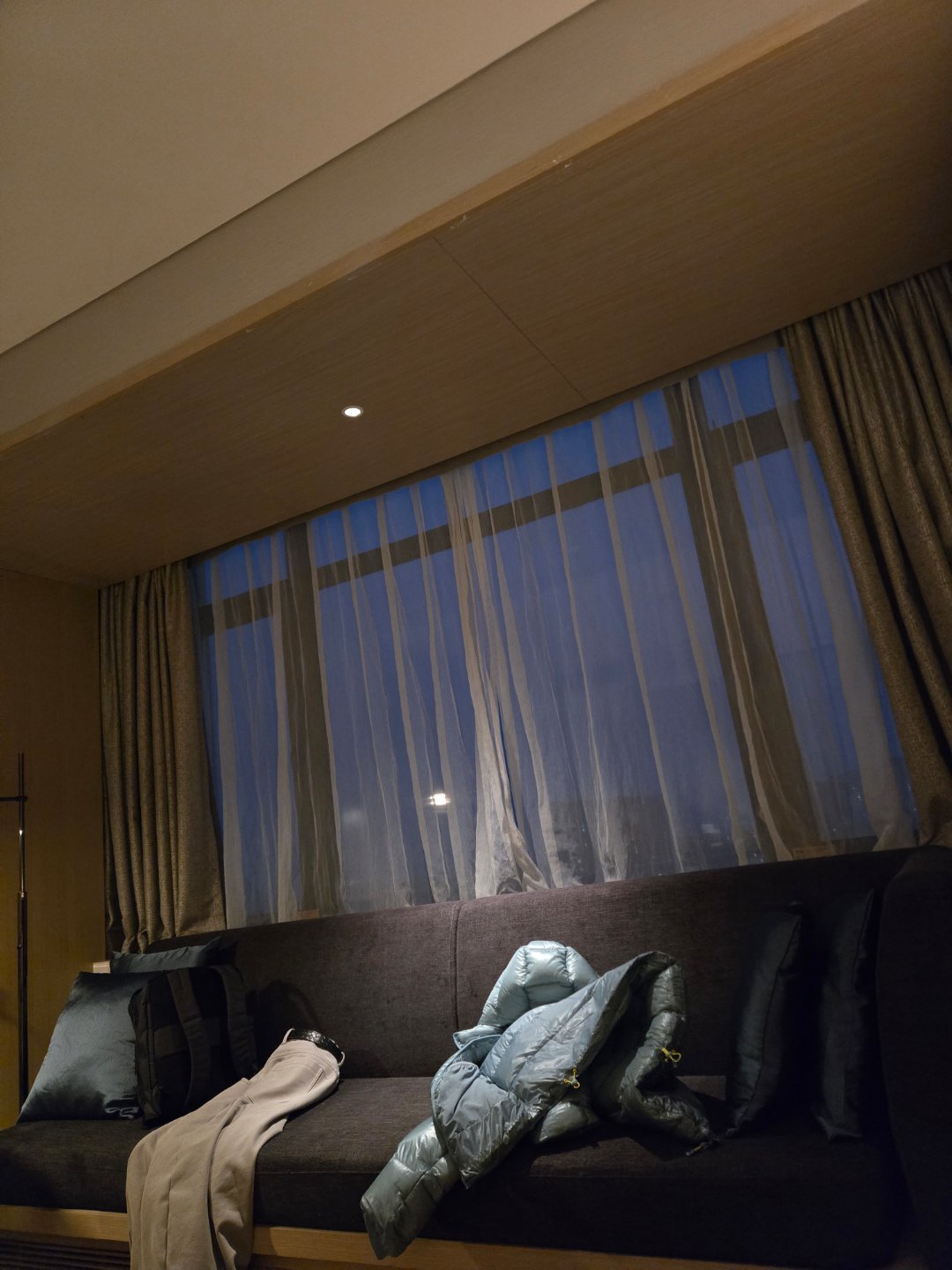 四点多？天黑了？啥活也干不了了 