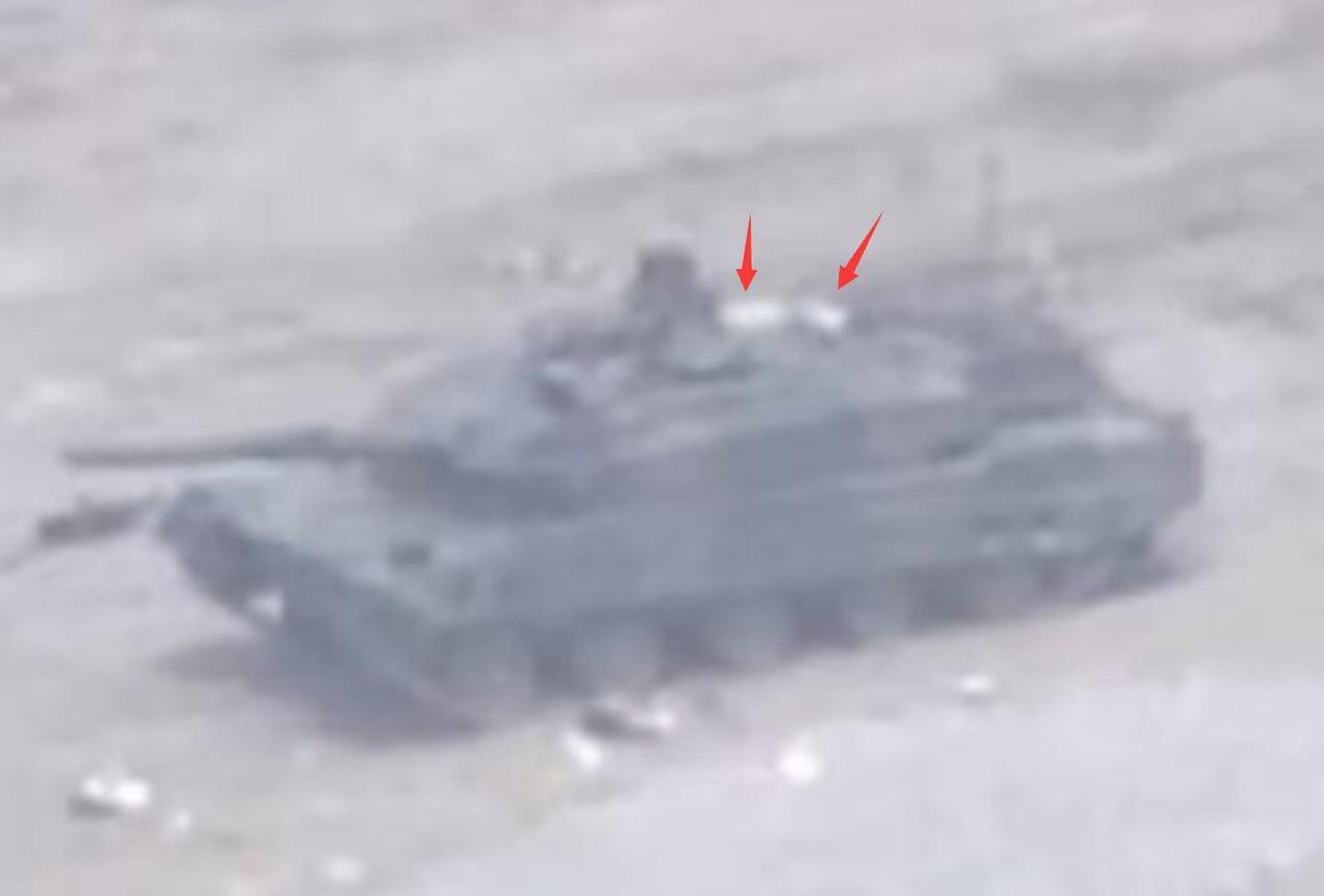 “杀伤性武器先杀了自己！”央视新闻报道称，当地时间2026年4月21日上午，日本