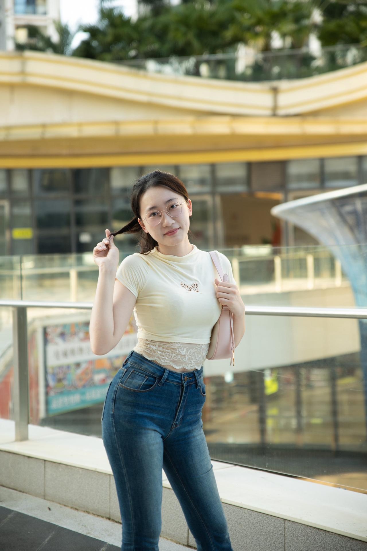 喜欢好女人是吧，那我只能本色出演了我的摄影日记