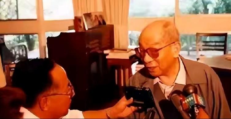每到九月十八日，凄厉的防空警报响彻城市，国人都会铭记这段国土沦陷的屈辱过往。
