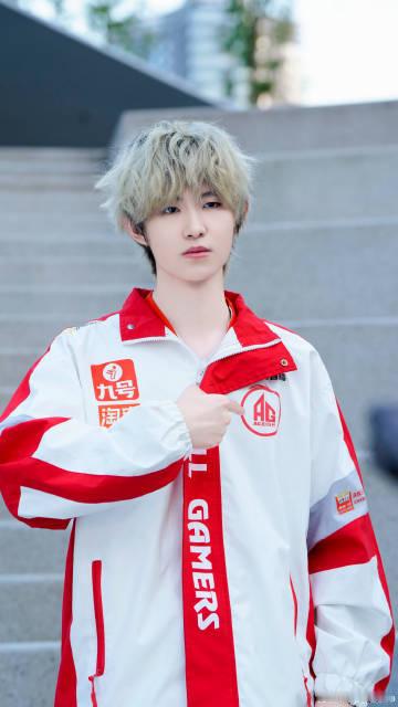 一诺心怀荣耀 一诺kpl年总城市限定照一诺心怀荣耀！ ​​​