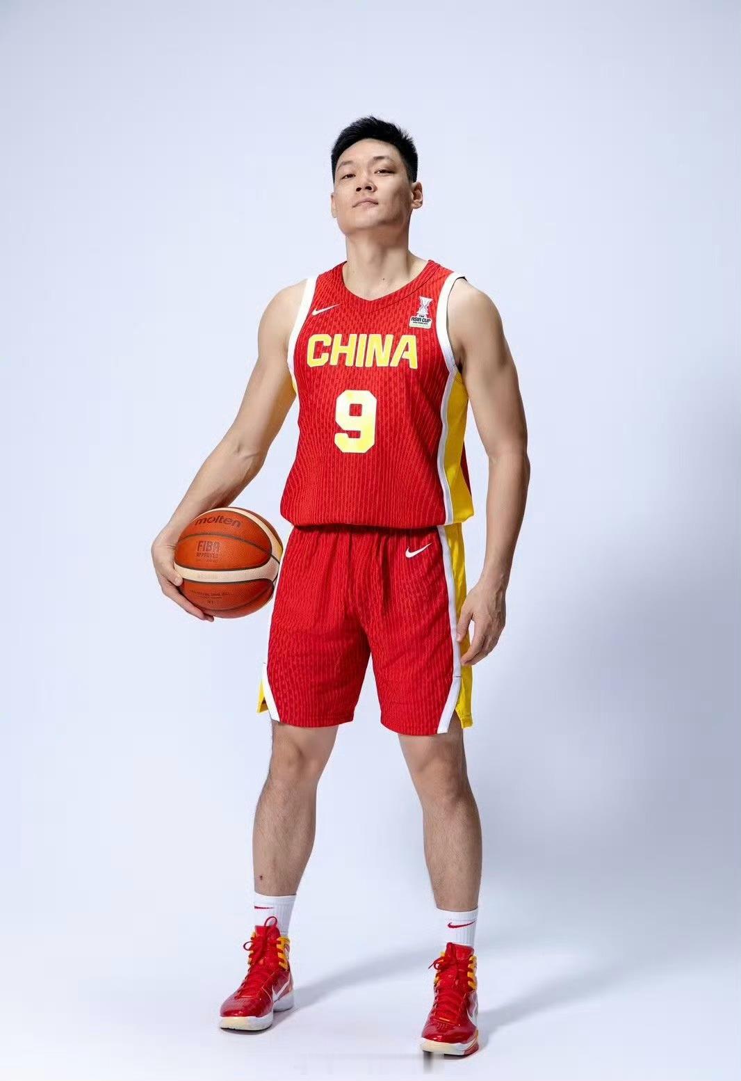 山西男篮官宣，与张宁完成续约，三年顶薪。此外，与焦海龙签下为期两年的C类合同，与