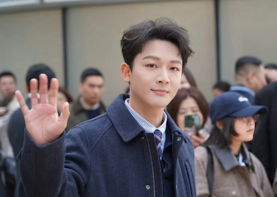 张晚意 个体户辟谣就是快个体户勤勤恳恳营业中，欢迎来看剧