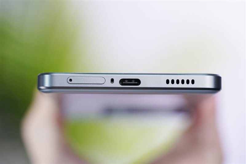 iQOO Z10 Turbo+评测：实现全天游戏自由的电竞新卷王