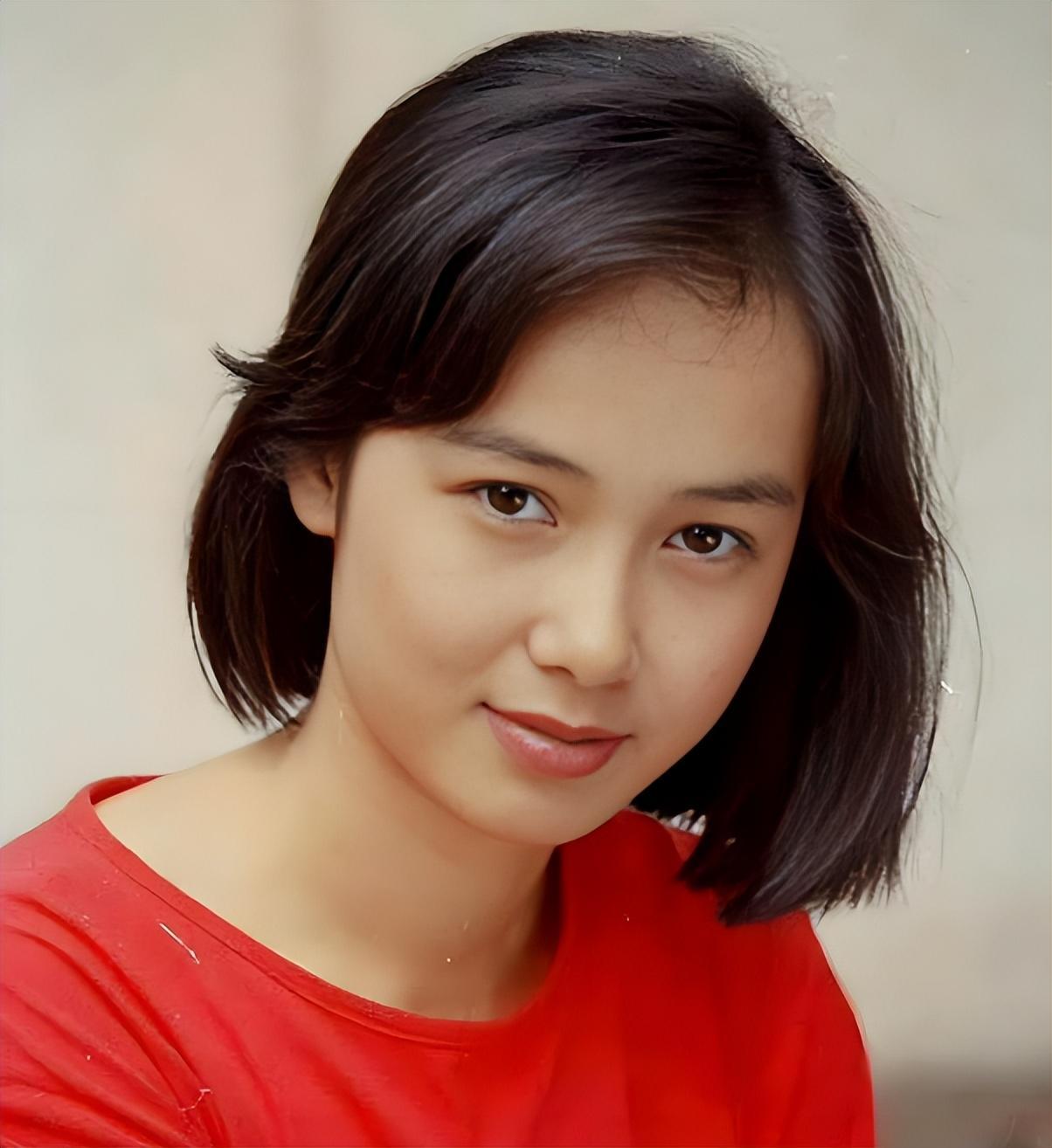 她因为一部剧口碑崩塌了吗！
蒋雯丽是大家公认的集美貌和好演技于一身的女明星。当年