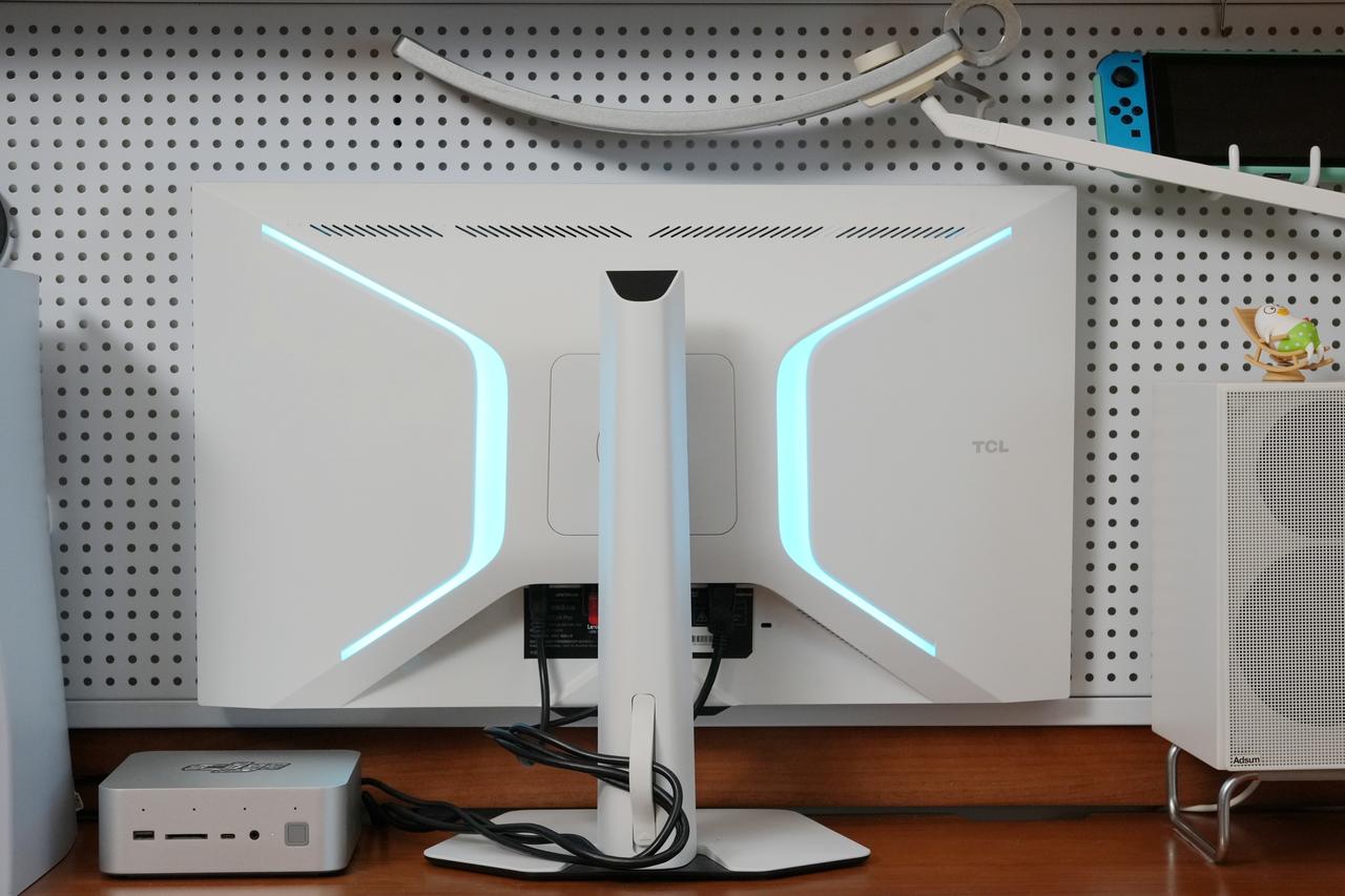 一台显示器=显示器+电视+修图屏？TCL C3A Pro实测！
小伙伴们！今天来