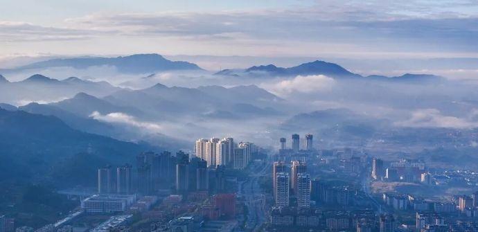 你感受到了吗？五年来，巴南城市生态环境焕然一新，新改建生态步道18公里，33公里