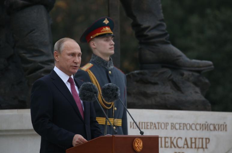 美俄高层接连访华，俄舰同期抵达湛江，中国已成大国博弈核心。

最近这段时间，国际