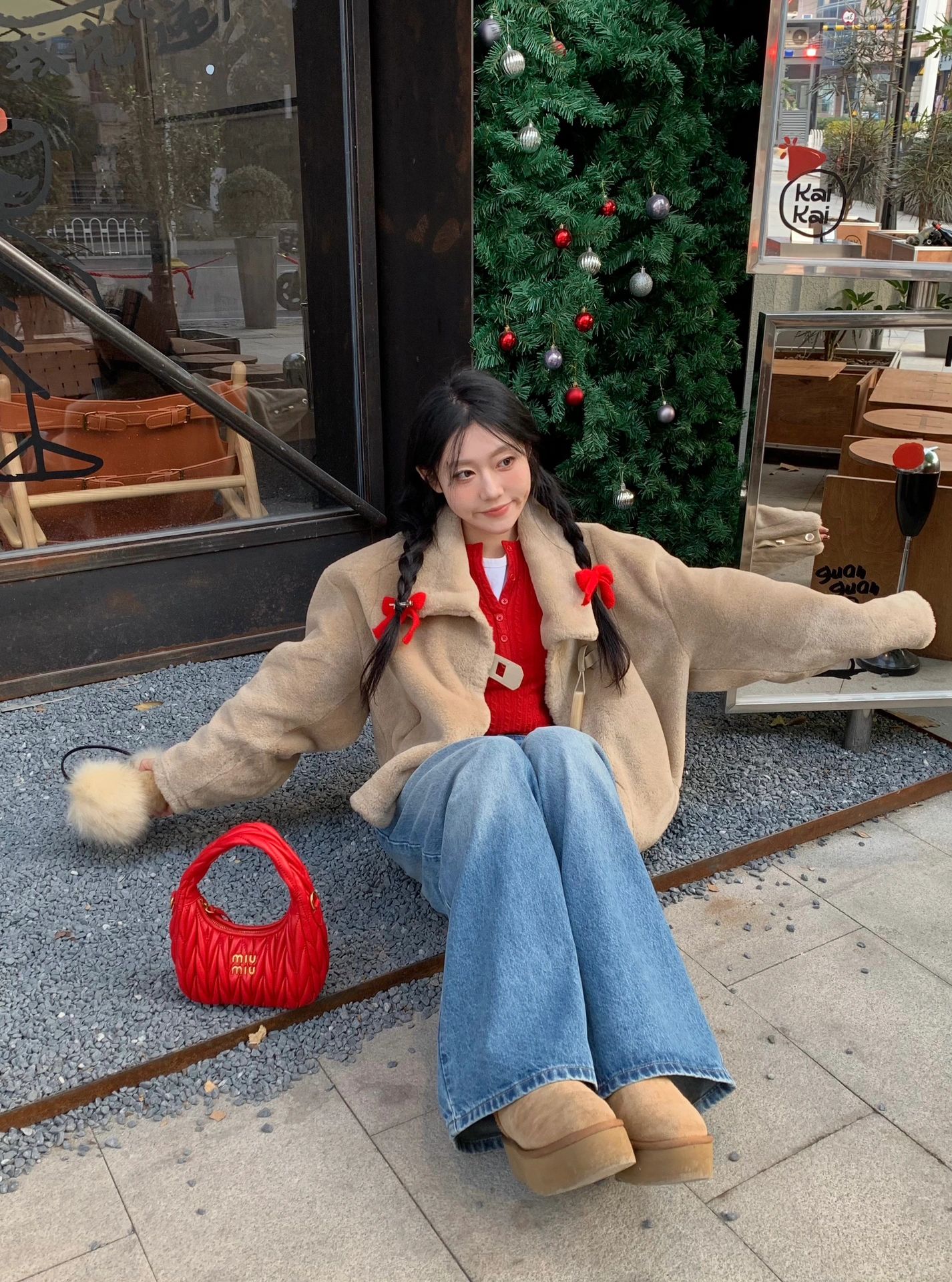 🍎𝐒𝐨𝐦𝐞 𝐫𝐞𝐝♡🎅🏻🔔～