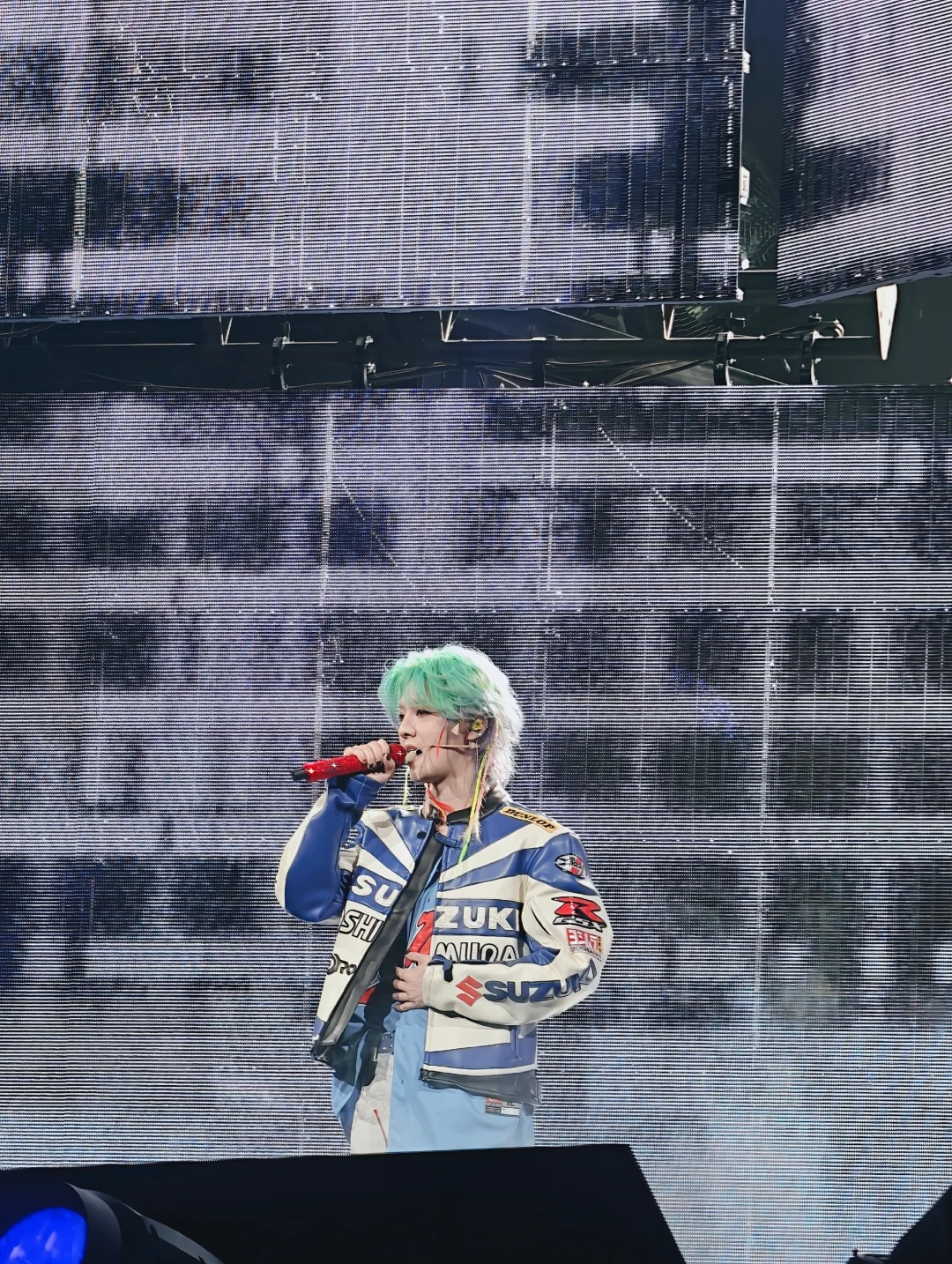 鹿晗 鹿晗郑州演唱演唱会前排视角