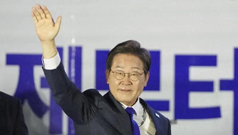 围堵中国使馆！中方正式函告李在明政府：必须立即保护！这事不是小打小闹，是中国罕见