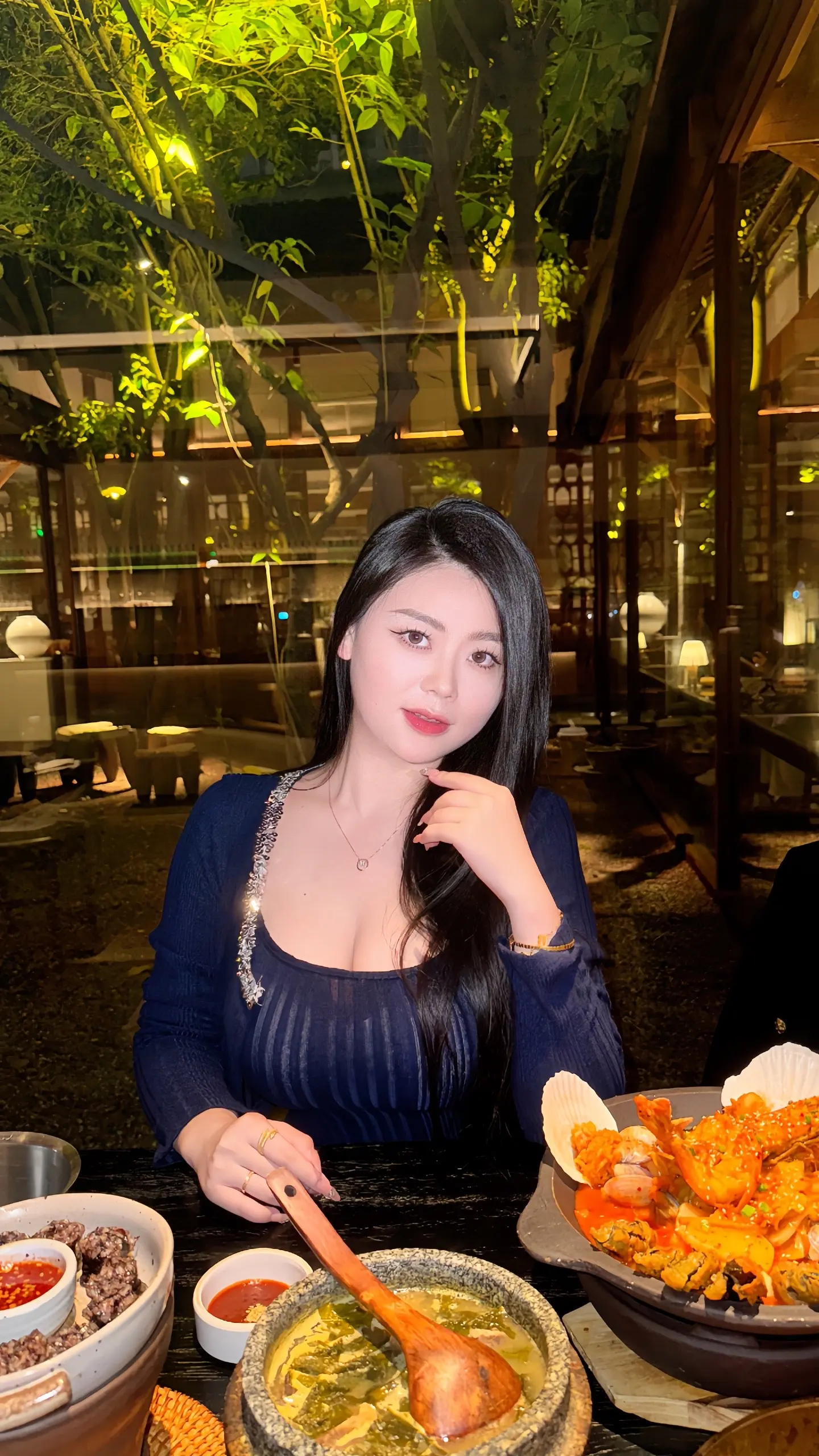 看过世界的女人，只爱自己