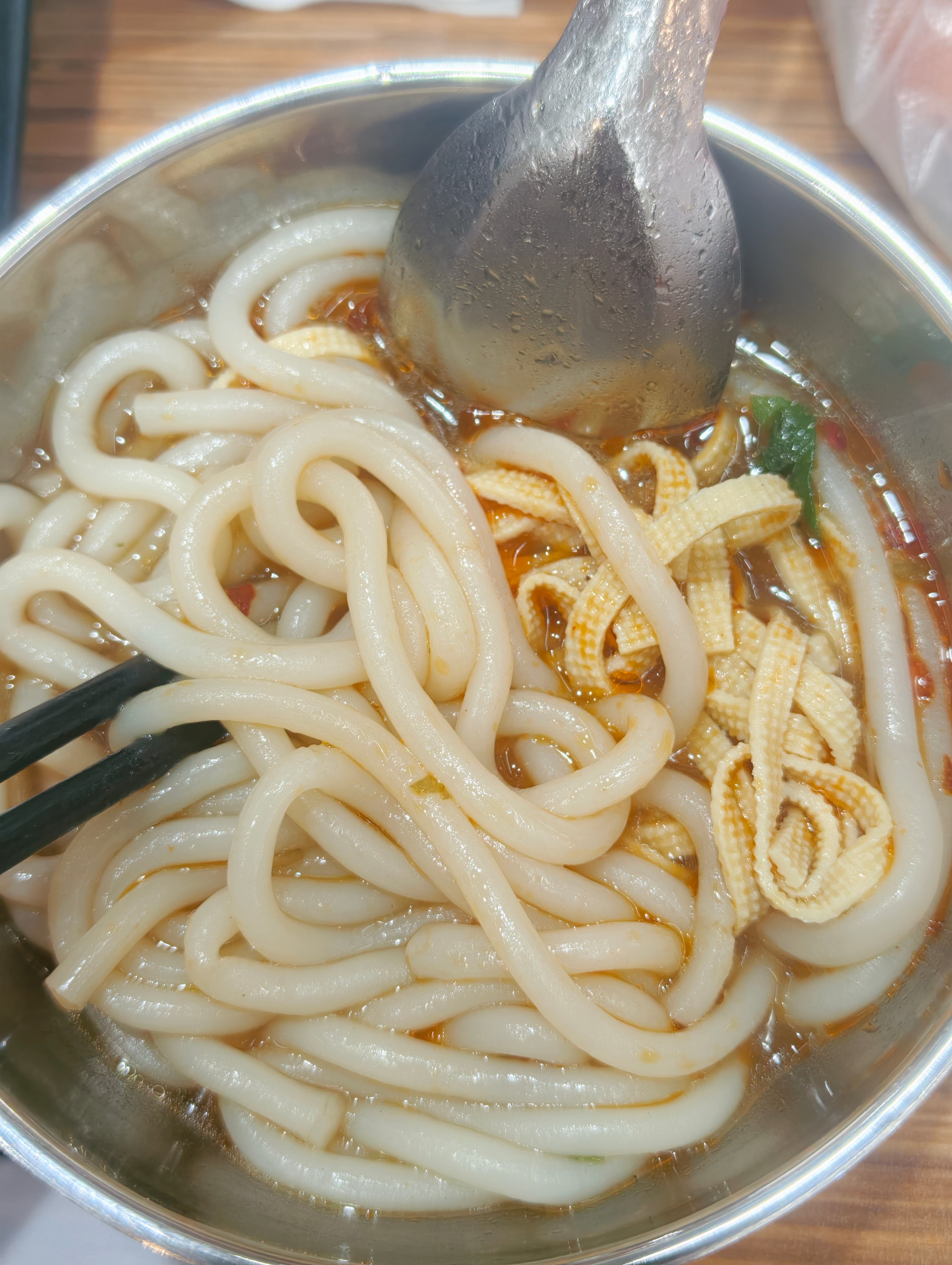 我好撑啊 我还能减肥嘛。 