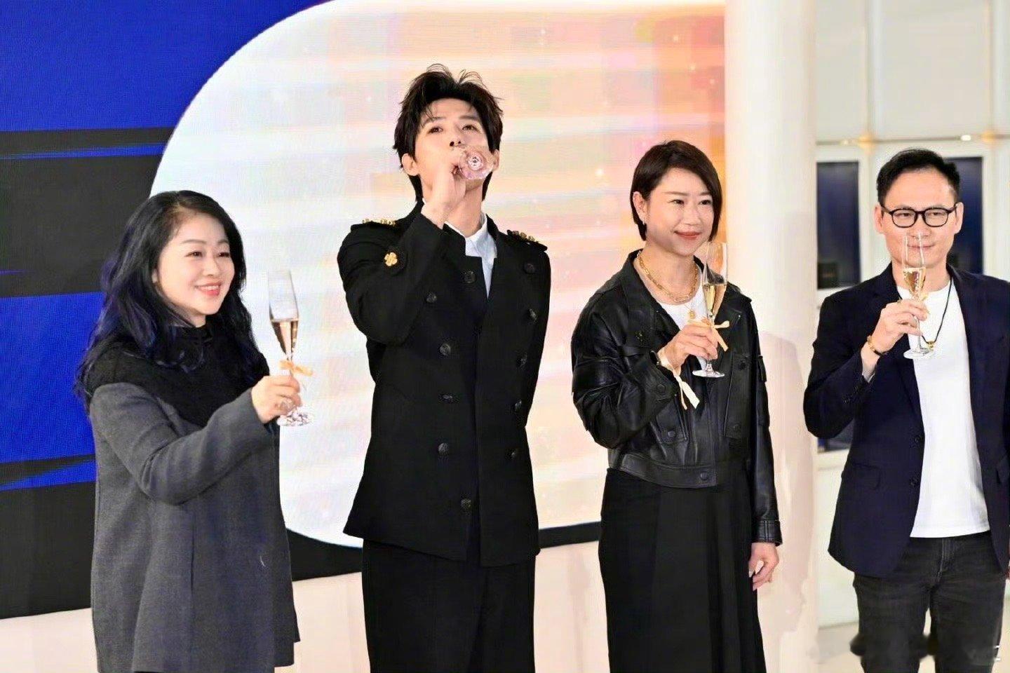 王安宇真的火了，好多人啊，人人人人人！｜王安宇