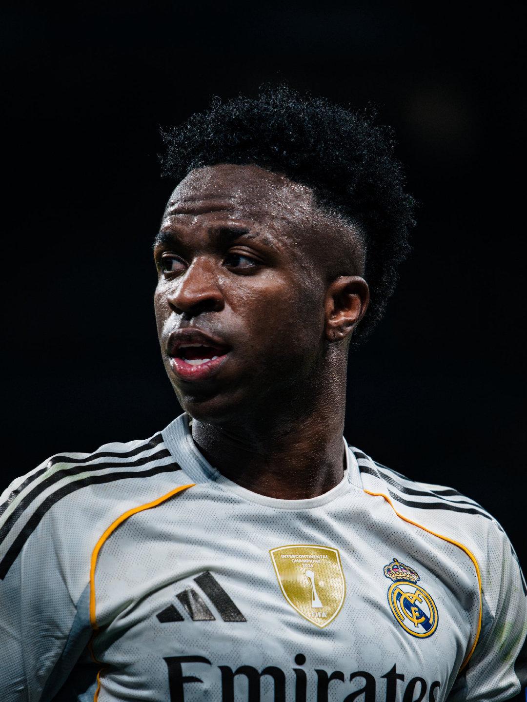 塞尔：皇马并没有改变对威尼修斯的计划，但不再完全有信心。俱乐部希望他能重新考虑续