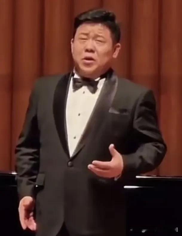 张喜秋唱《毛主席的恩情比山高比海深》差李双江不是一点点

张喜秋是美声派男高音歌