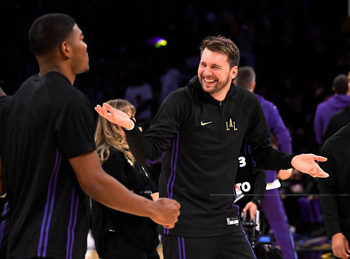 东契奇-我的评分：251119常规赛G15：湖人140-125战胜爵士东契奇37