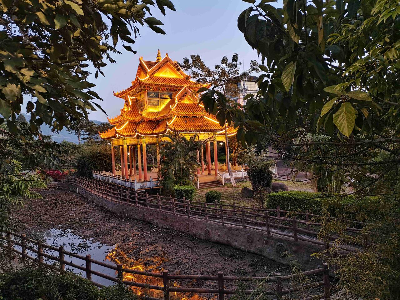 我的今日状态：🏝️旅行度假
我这里的天气：☀️晴天