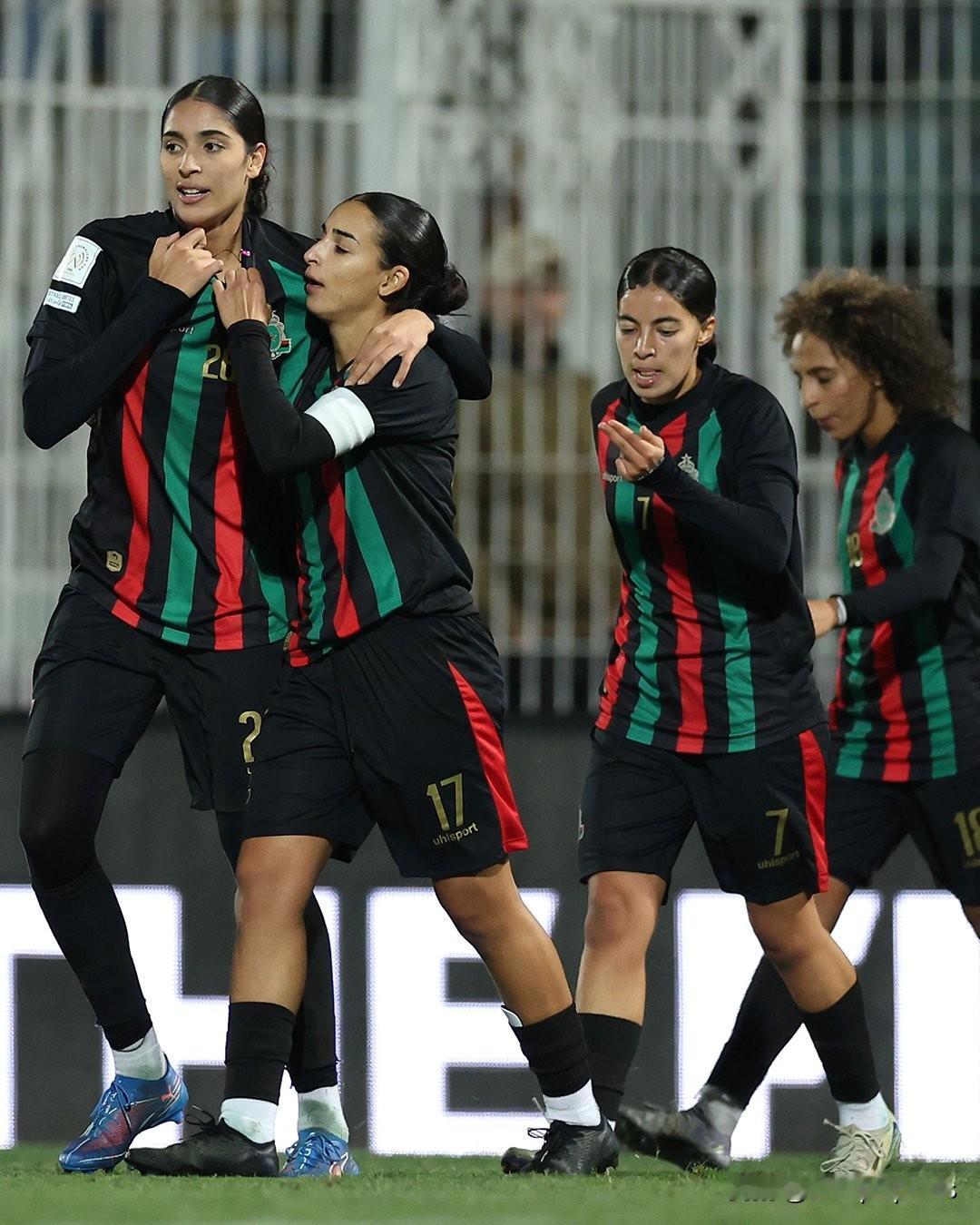 在贝尔雷希德市政体育场举行的第二轮比赛中，萨娜·姆苏迪在加时赛中攻入精彩制胜球，