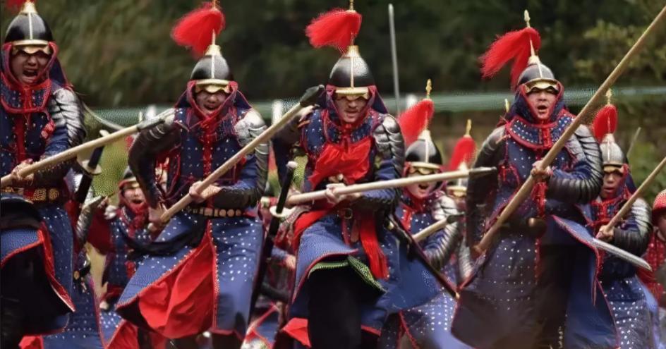 清朝皇帝提及两广便坐立难安，只因两广人几百年不服清廷统治。

清军入关后，江南江