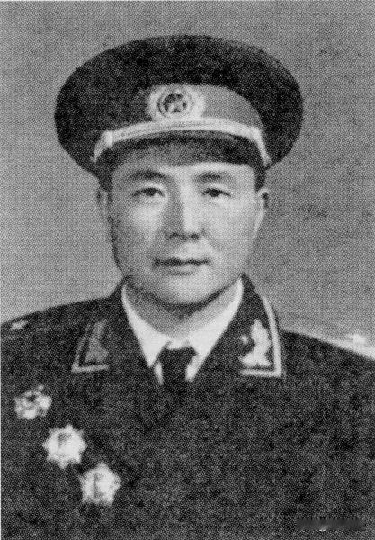 开国少将向守志将军对老上级许世友的尊重从这件事情上可以说体现的淋漓尽致，当年向守