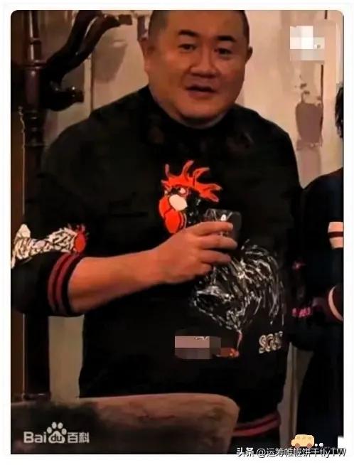 孙小果当年减刑那会儿，云南第一监狱开了个会，19个干部点头签字，唯独何绍平在那张