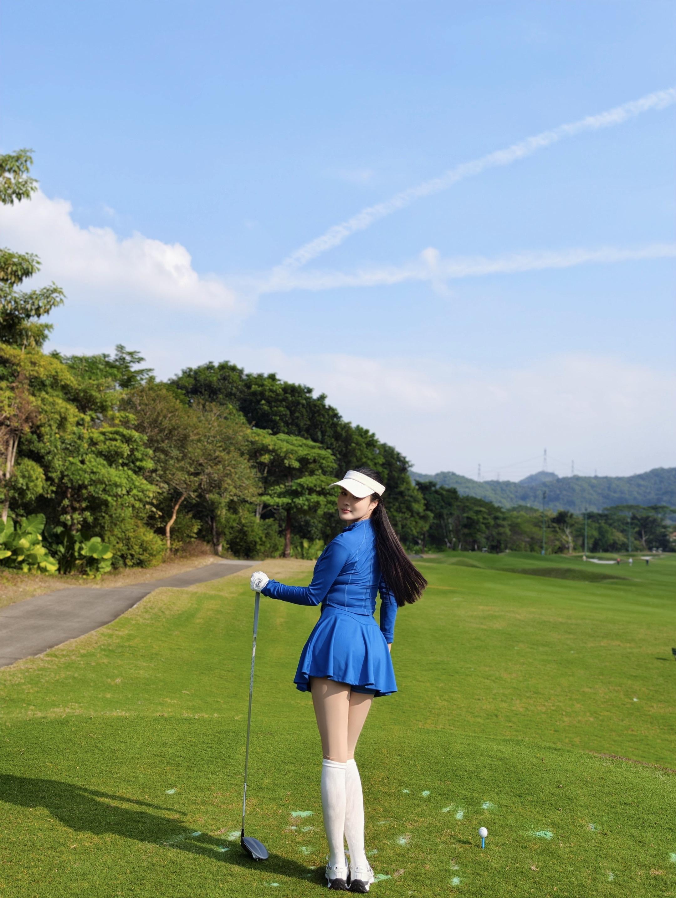 2025的最后一场球⛳️。    2025的遗憾，就留到2026实现吧～