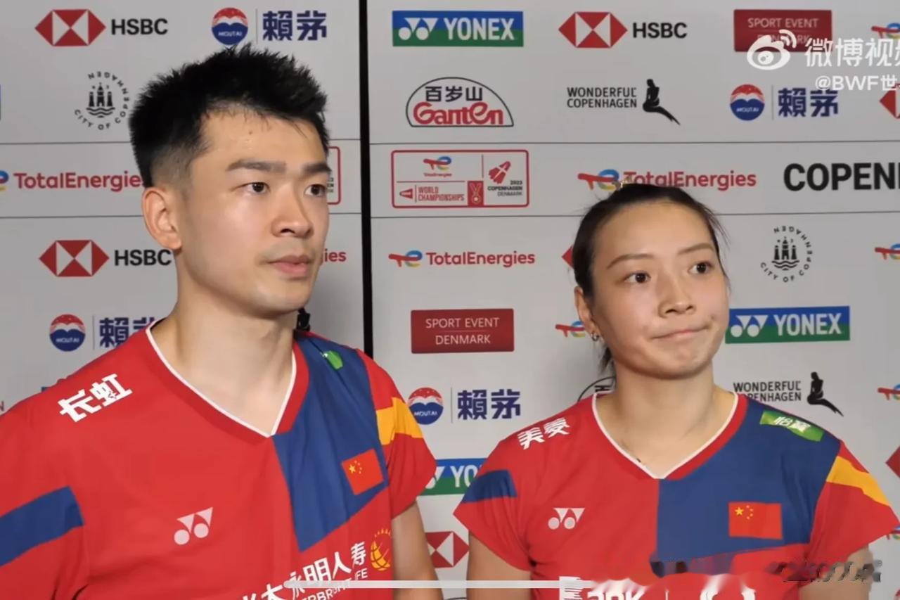  

郑思维/黄雅琼 21-14、21-9 德扬/维德佳佳 ​​​

下轮：🇨