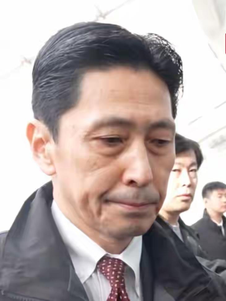 根本没必要跟他们废话，不撤回涉台言论
这一前提条件，其他的免谈无论她派多高级的官