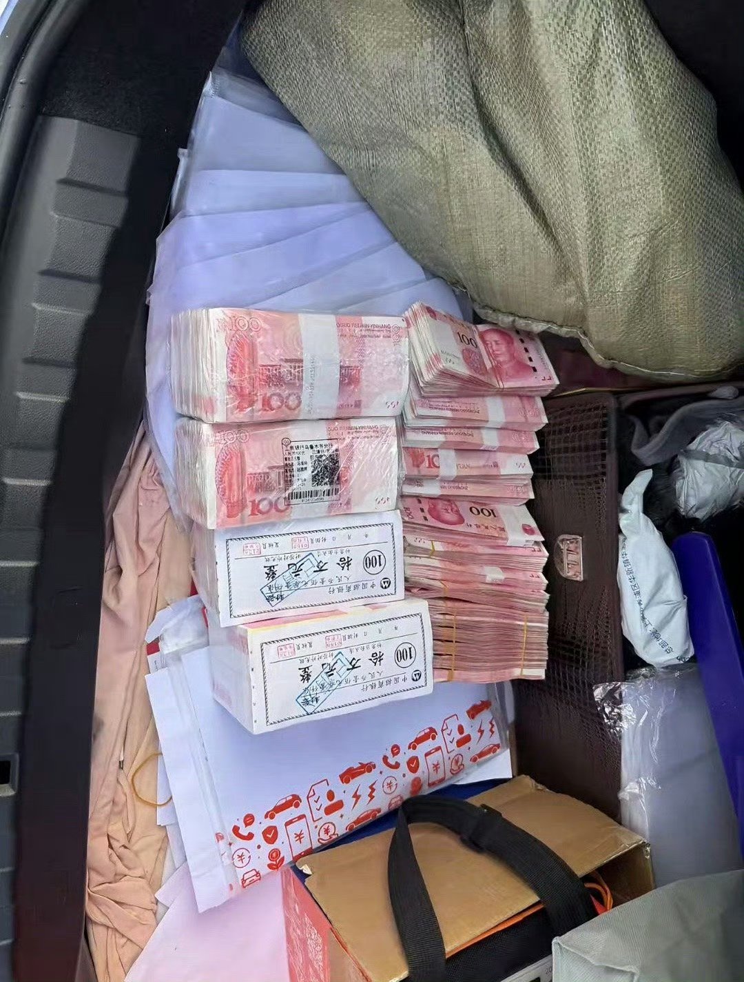 两颗牙对方只赔62万，感觉亏了。 ​ ​​​