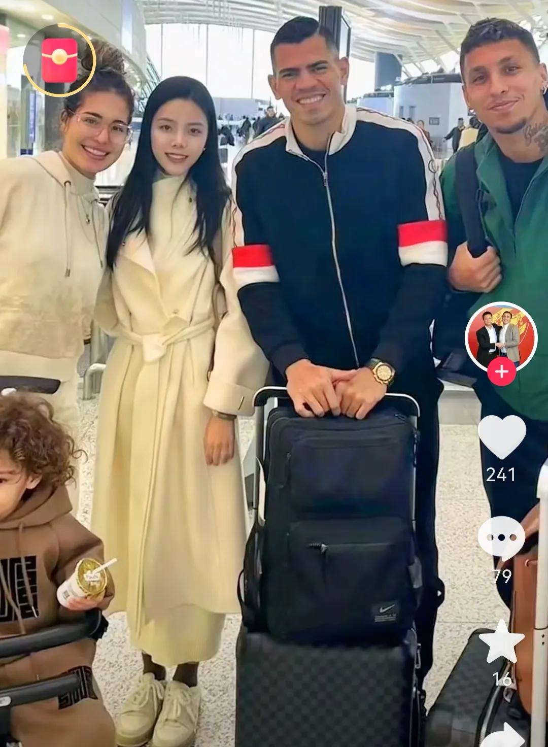 德转官宣泰山队新外援加盟，克雷桑一家和贾德松一人已返回巴西开启度假了，卡扎伊什维
