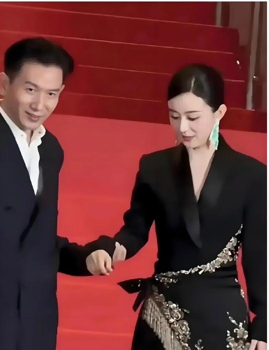 赵丽颖工作室赵丽颖和赵德胤的恋情，看了下其他平台，说男方并没有什么负面新闻，属于