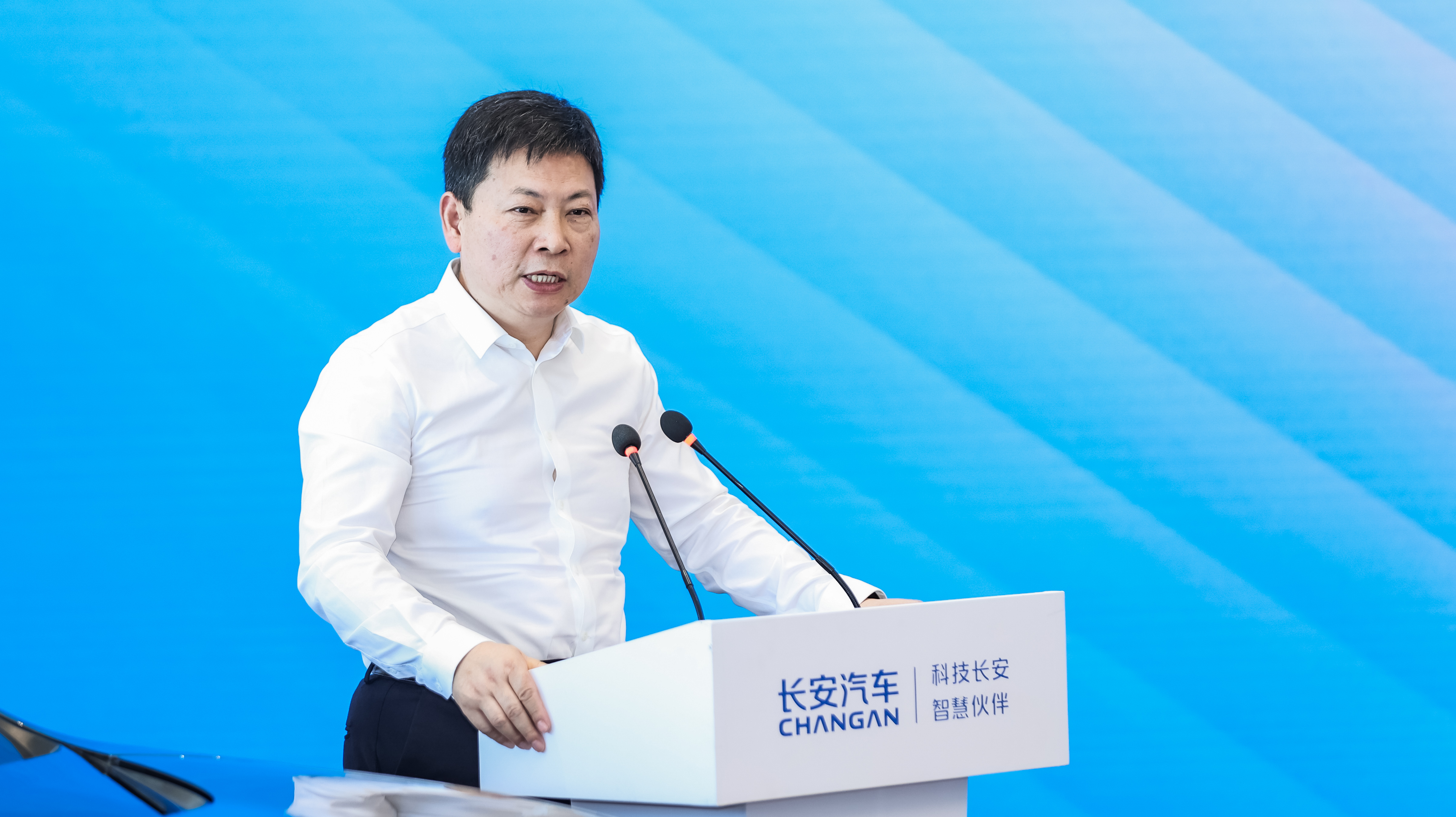华为与阿维塔科技签署投资引望协议