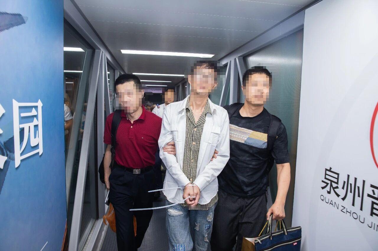 中菲两国执法部门开展跨境联合办案，成功将一名涉嫌网络骗取他人财物违法行为、非法处