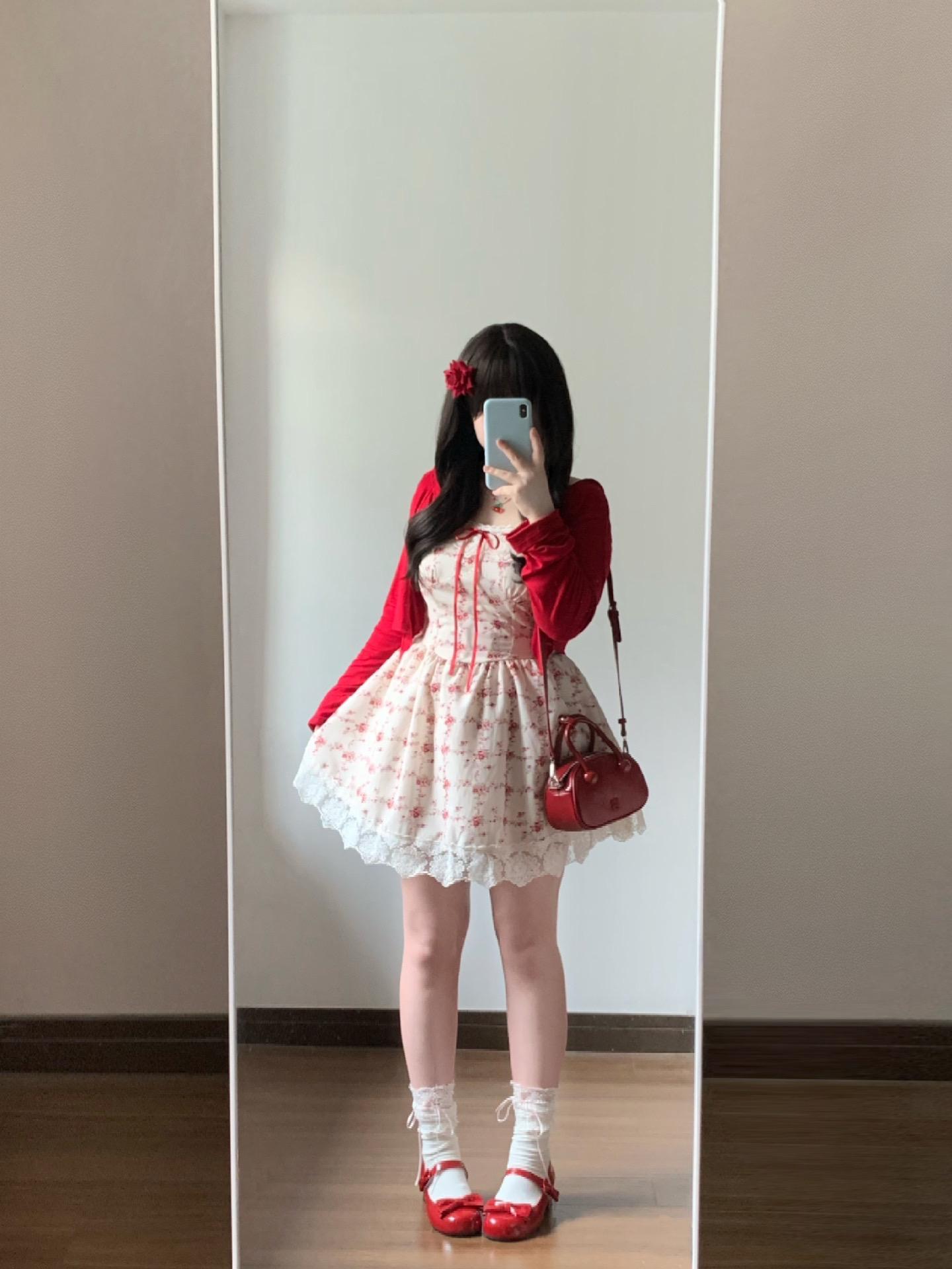 红色这个显白