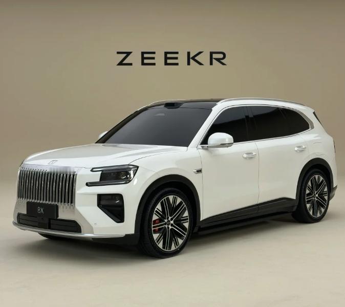 性能猛兽开启预售！极氪8X预售价37.68万-51.68万元，三电机版2.96秒