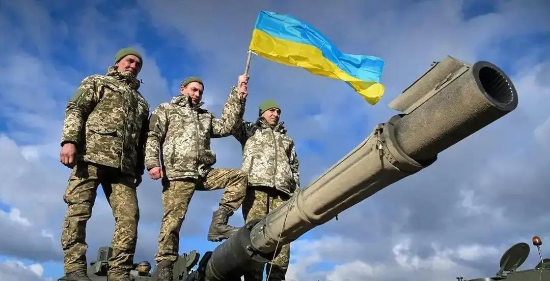 俄乌和平无望，俄罗斯被耍之后，拉夫罗夫彻底怒了：不接受。根据媒体报道，美国提出了