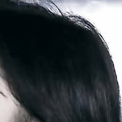 盈一份懂得，学会浅淡而行，随遇而安，便会花开四季，明媚嫣然。 