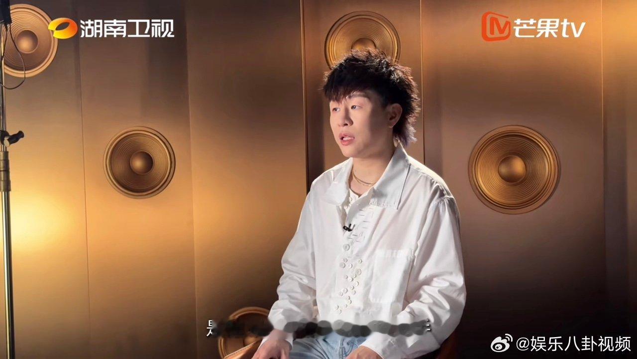 胡彦斌过得最紧张的一个生日歌手2026一边备战公演一边过生日，胡彦斌称这是最紧张