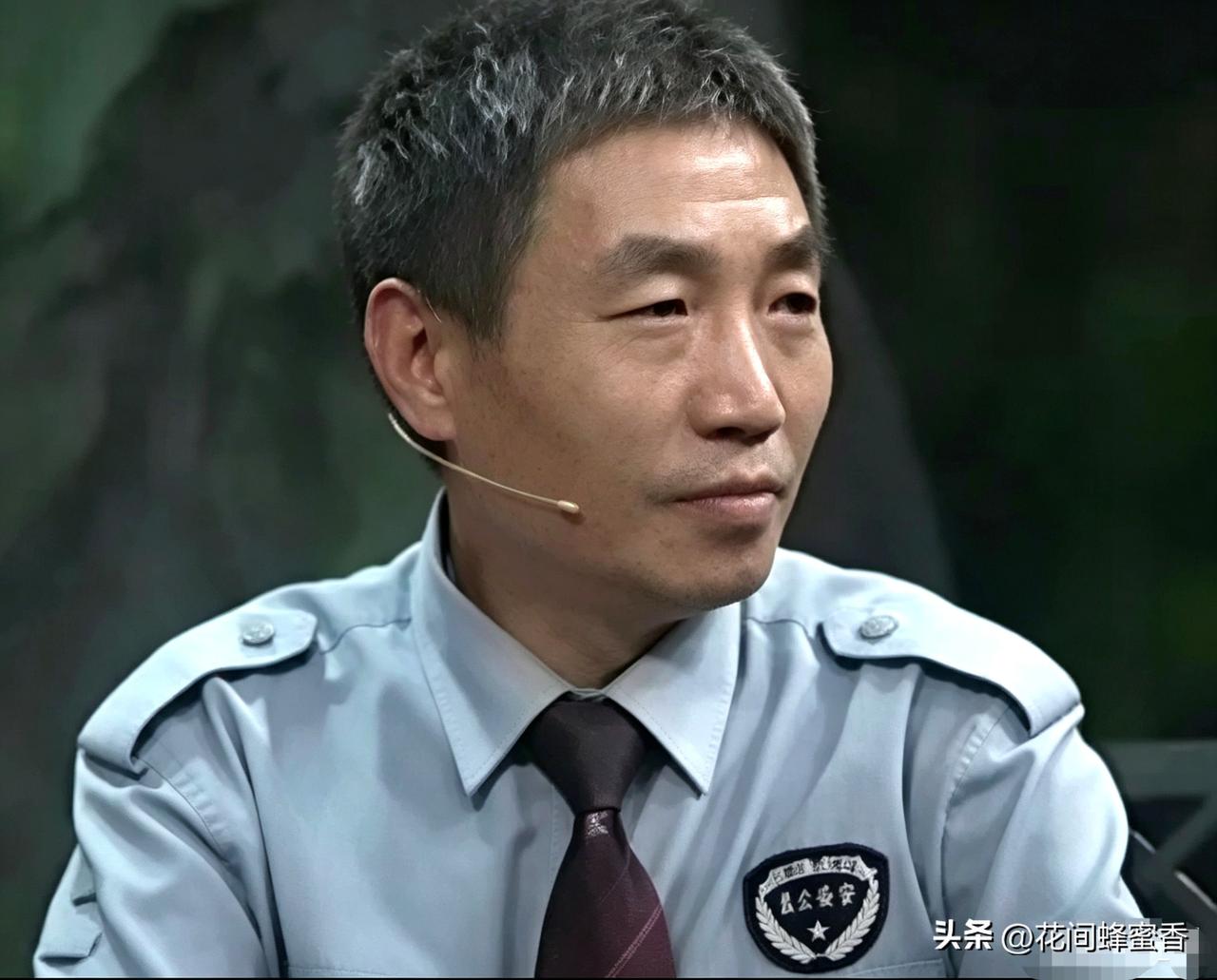 45年念念不忘！
老兵地震救人隐功，
老战友跨越半生寻恩人…
 
1970年1月