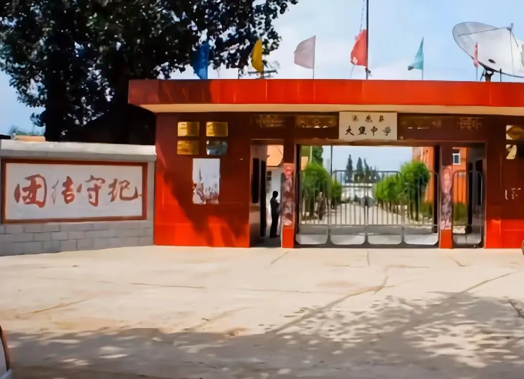 母校承载了多少回忆