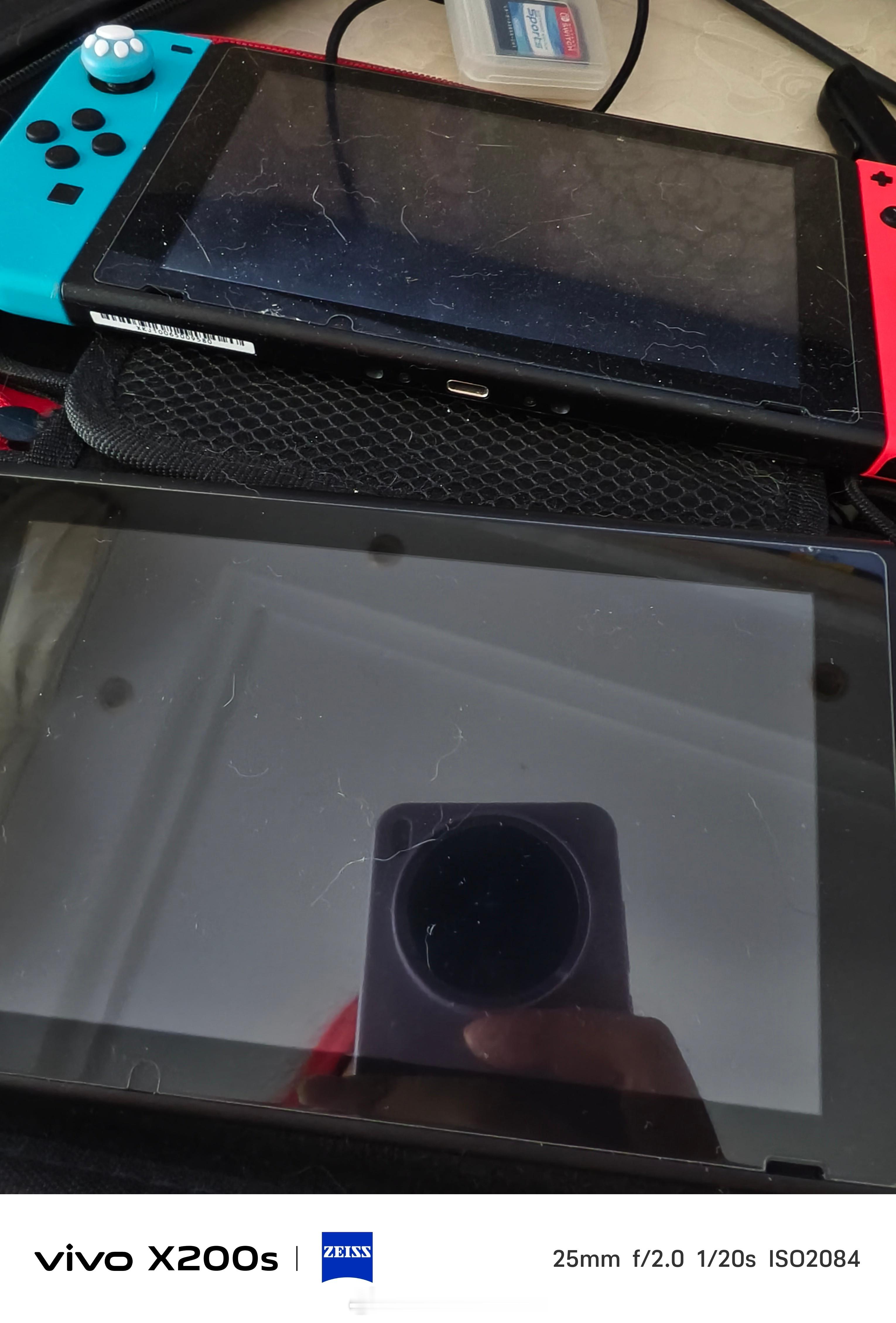 你的初代Switch吃灰了吗被发现了，确实在吃灰[喵喵][喵喵]数码产品就是很容
