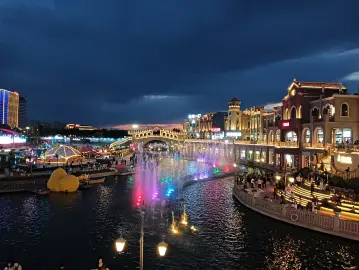 好想下去玩