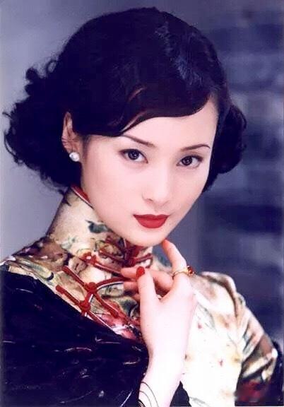 蒋勤勤 她身上的美带着股生长的劲，特别柔韧。这么多年过去，不管是拍戏还是生活，都