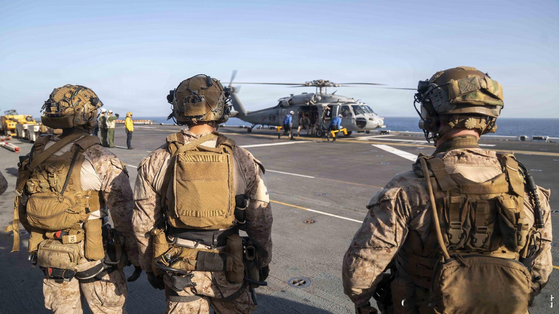 2026年4月15日，第5舰队行动区，USS Tripoli (LHA 7) 