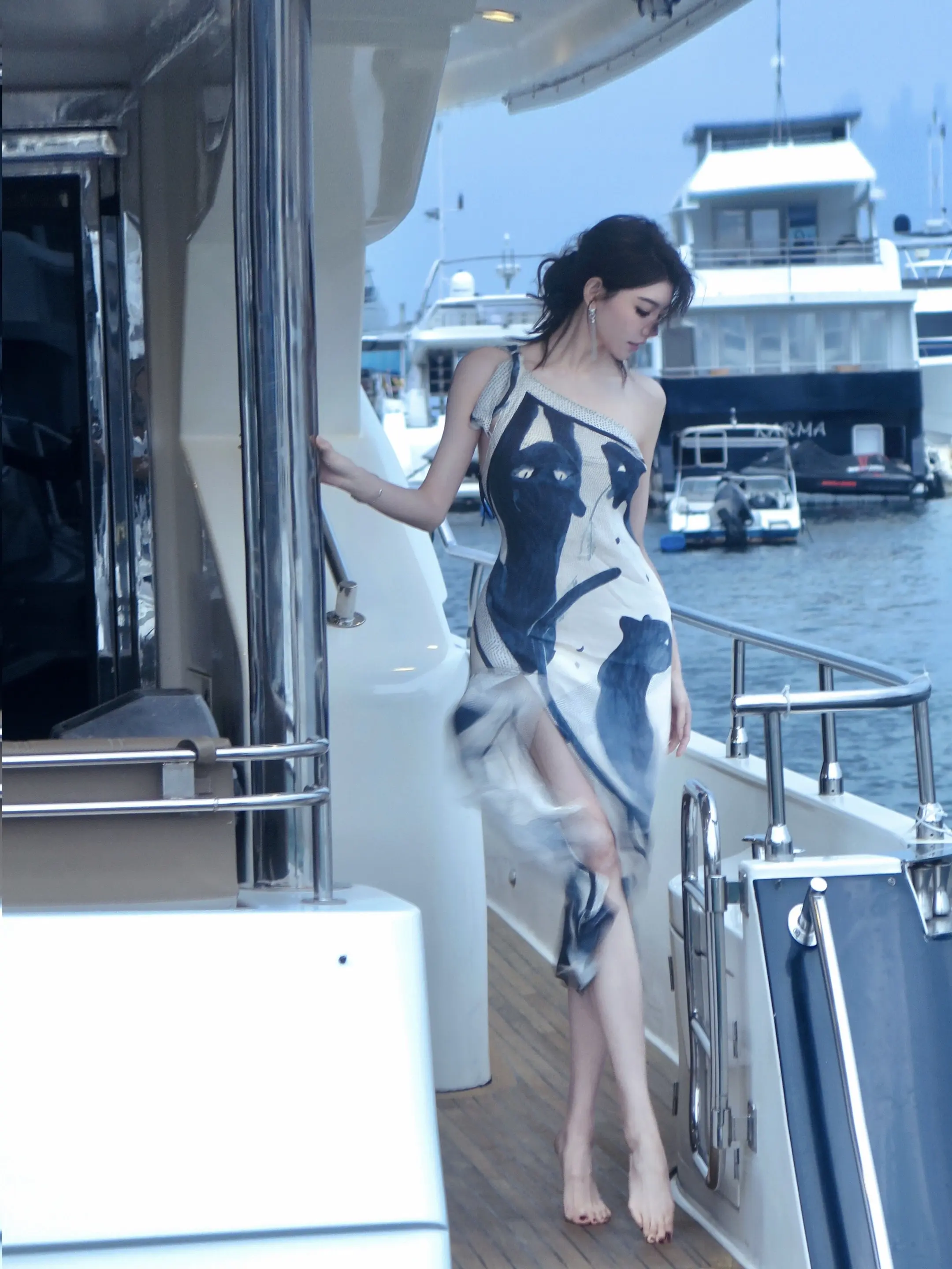 那天 在海边做了蓝色的梦。